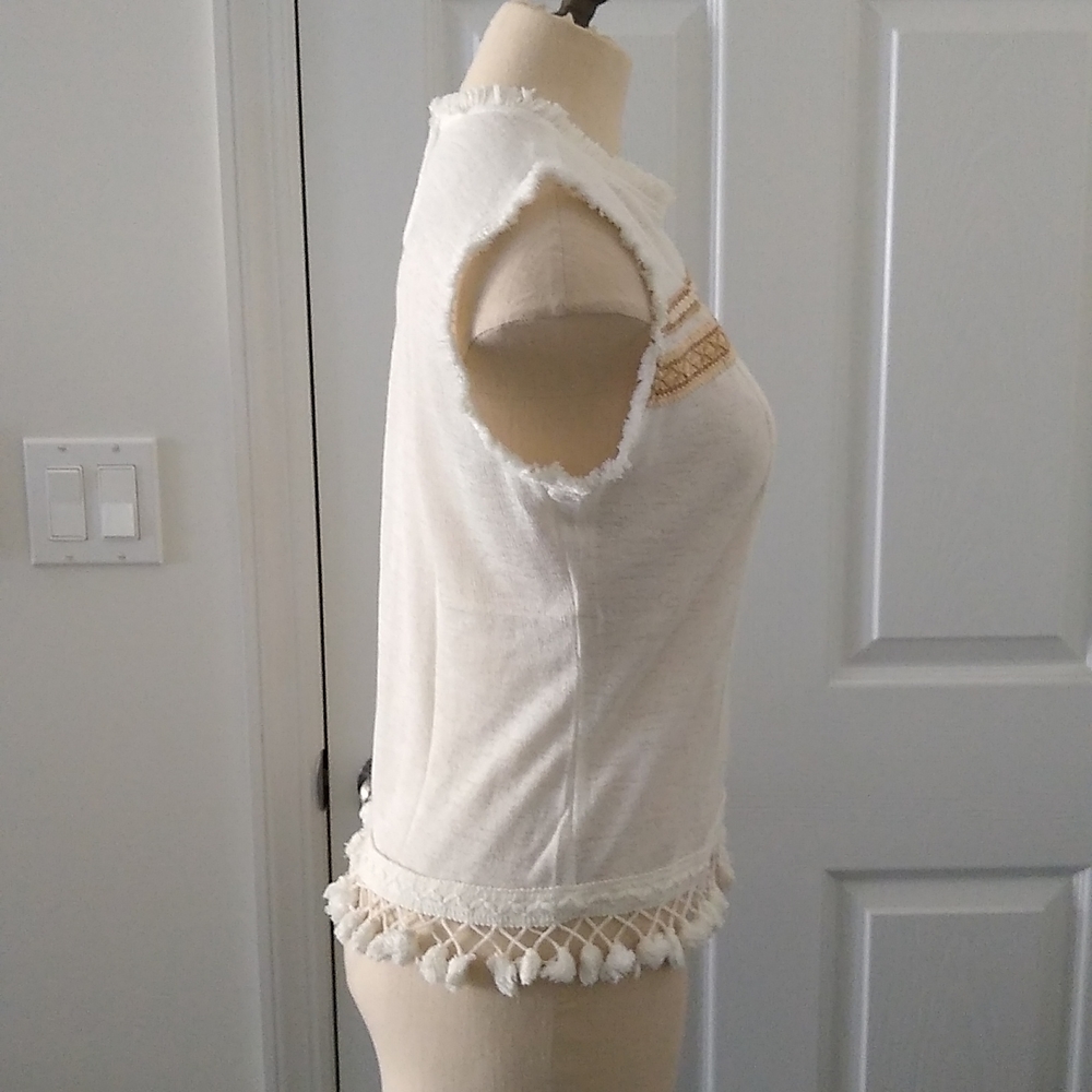 Fairchild Woven Top - Picture 4 of 8